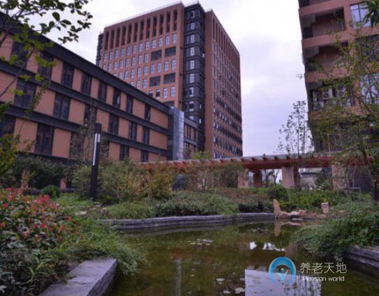 雅安市名山區益年養老社區