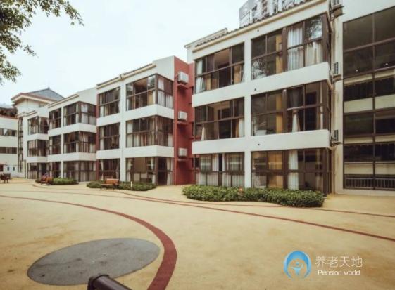 迪馬常青社慈喜老年公寓（龍塔街道社區養老服務中心）