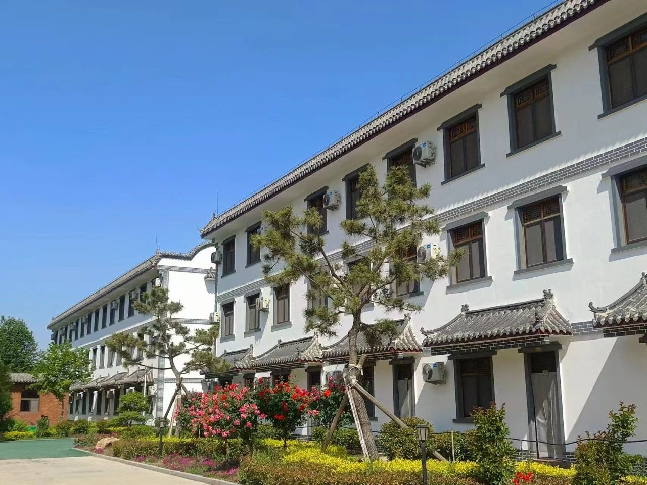 新泰市和圣園健康養老中心