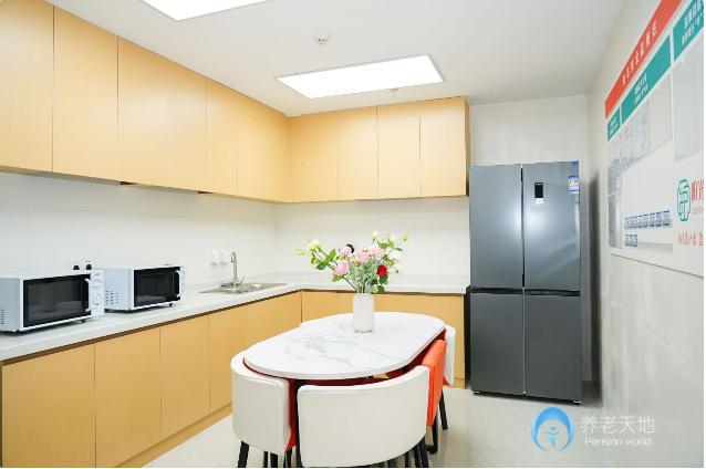 陽光愛護佳醫療護理中心 陽光愛護佳醫療護理中心